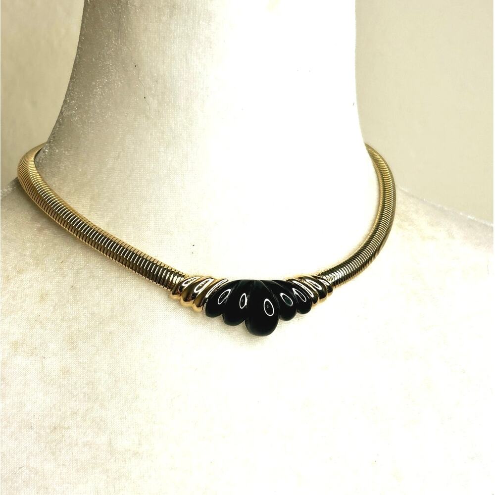 Vtg Napier Black Lucite Gold Tone Ribbed Omega Chain Collar Choker Necklace 80s